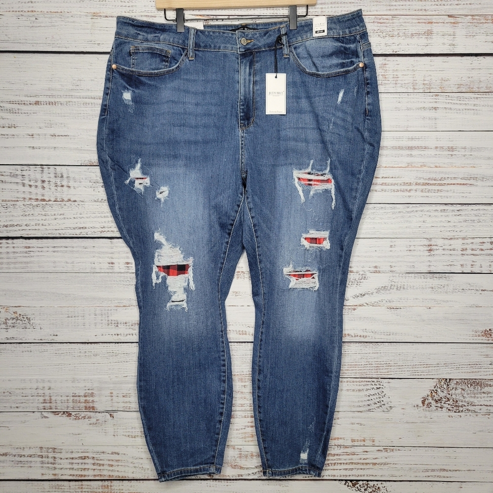 Judy Blue Skinny Fit Mid Rise Distressed Jeans | 24W